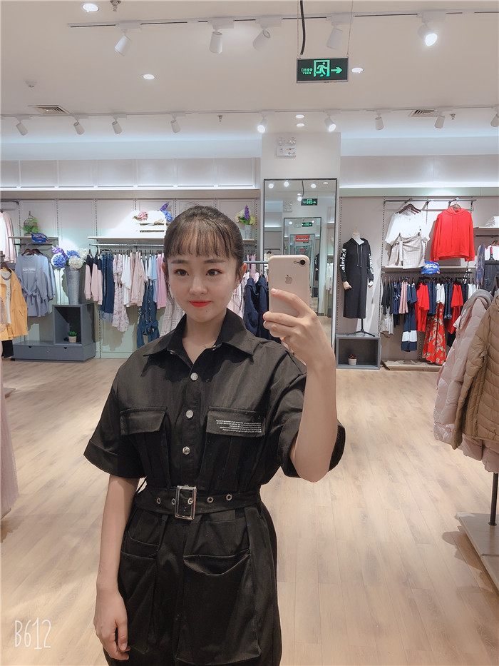 杨兰